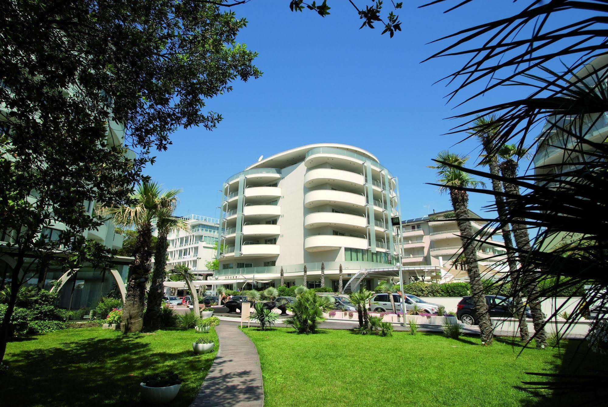 Hotel Premier & Suites - Premier Resort Milano Marittima Zewnętrze zdjęcie